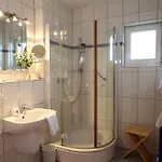 Hotel Lindemann 3*