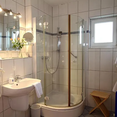 Hotel Lindemann 3*