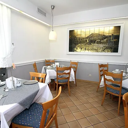 Hotel Lindemann