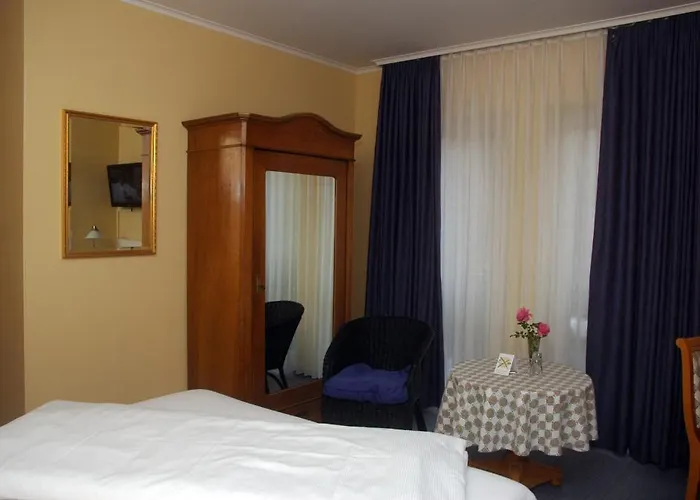 Lindemann Hotel